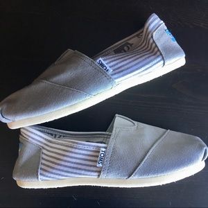 New Gray Stripe TOMS Size 6